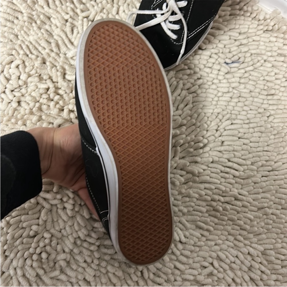Vans Classic Black Low Sneaker - Picture 5 of 7